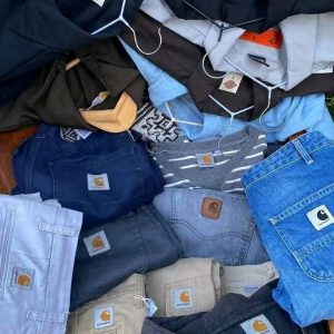 MIXED CARHARTT CLOTHING PALLET - 200 Pieces
