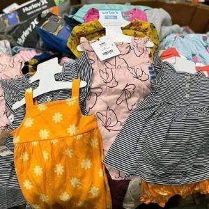 Buy Kids Target Clothes Pallet - 600 Pieces